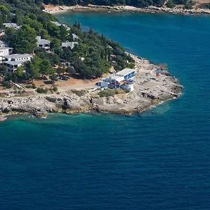 Horizont 2*, Pula Kroatien