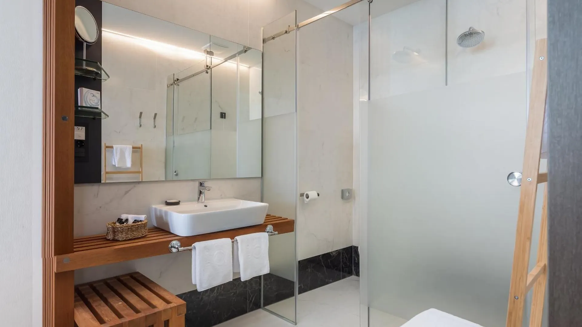 ****  Hotel Ola - Adults Only Donji Seget Croácia
